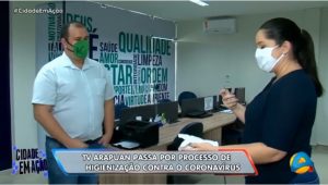 Repórter entrevista colaborador Klin